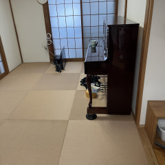 ピアノの有るお部屋に琉球畳。